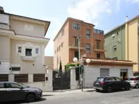 Apartment in Ladispoli Near Tyrrhenian Sea فنادق في لادیسپولی