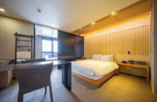 Louis Boutique Hotel