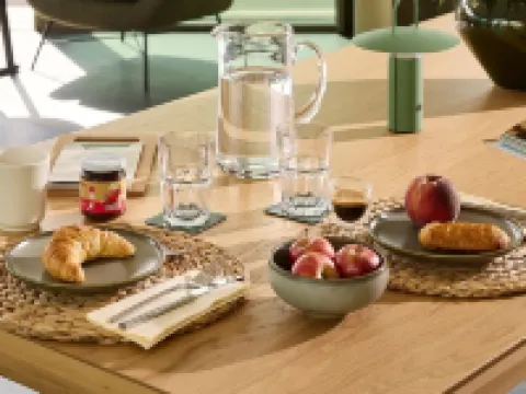 Base Nyon Hotels in Nyon