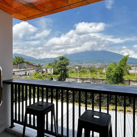 Mono Coliving Panorama, Batu