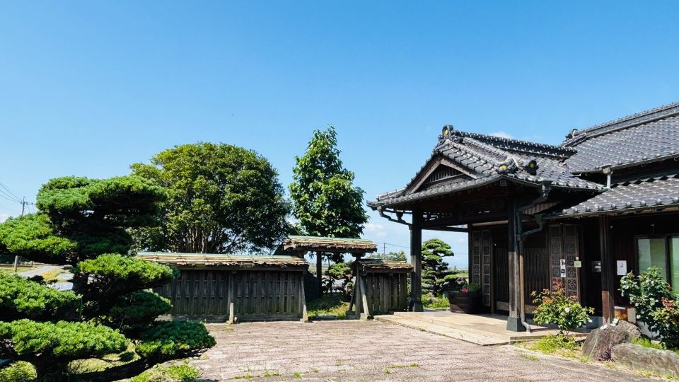 Japanese Residence Waraku