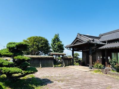 Japanese Residence Waraku