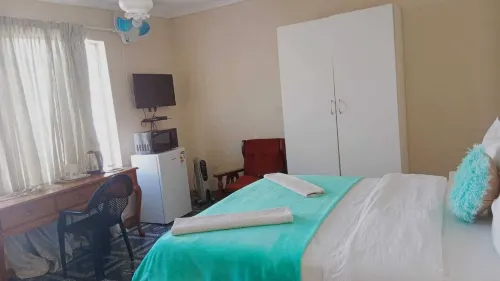 Wampex Guest House Pretoria - Parkering