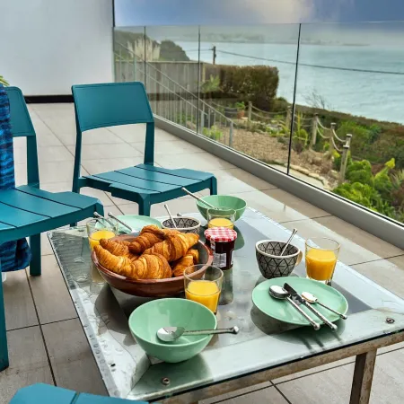 Beach House Overlooking Mount's Bay, No Deposit