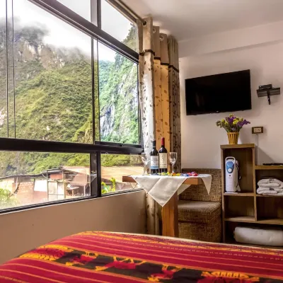Runas Inn Machupicchu Hoteles cerca de Plaza Manco Capac