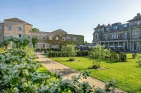 Down Hall Hotel - spa