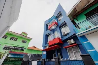 RedDoorz Syariah Near Metropolitan Mall Bekasi - Pensions