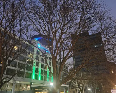 Wyndham Rochester Downtown Hotels in Rochester