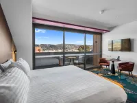 George Hotel Launceston, An Ascend Collection Hotel Hotels near Quadrant Mall