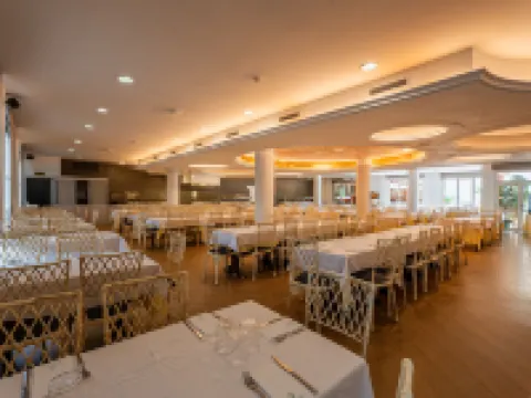 Hotel Canada Palace Hotels in Calafell