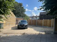 Nikoda Lodge - parking