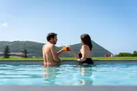 Palacio Santa Catarina Hotel - 泳池
