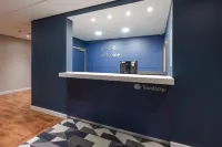 Travelodge Caernarfon