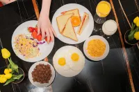 Sacheon Samcheonpohang Brown Dot - Frühstück