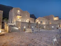 Armantanis Luxury Suites Hotels in Itilo