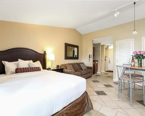 The Shores Lake Views Condo Unit 5693 Hotels in Acme Township