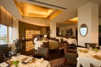 The Oberoi, Mumbai - Breakfast