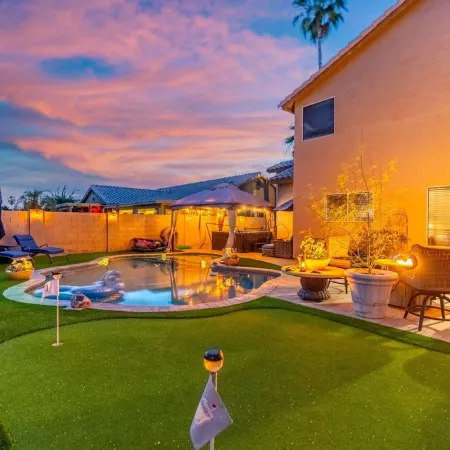 Private Suite - 1Br, 1BA Suite with Shaded Courtyard, Pool and Hot Tub