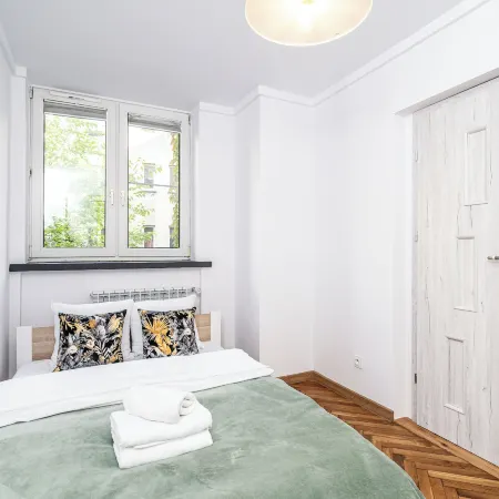 RentPlanet- Apartament Dąbrowskiego