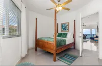 Blue Serenity Oceanfront Penthouse Tower Isle