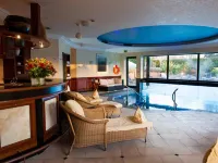 Fredrick's Hotel & Spa - Pools