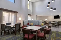 Hampton Inn & Suites by Hilton Marina - breakfast