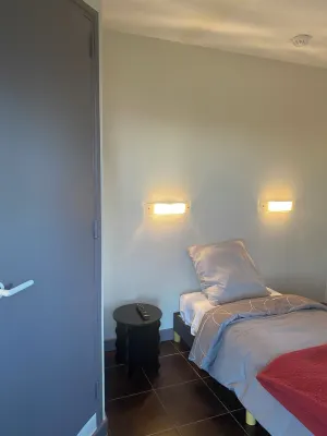 Fasthotel Troyes Hotel a 