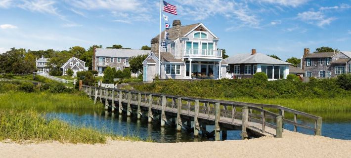 Colonial Acres Resort Hotels in Yarmouth