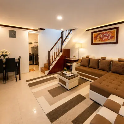 Sunny Villa Các khách sạn gần Trung tâm thương mại MarQuee