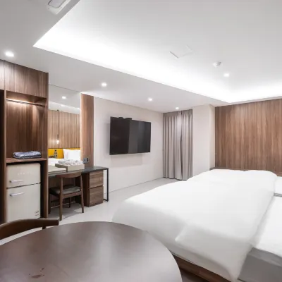 Jecheon ING Hotel Jecheon Station Branch モサン教会周辺のホテル
