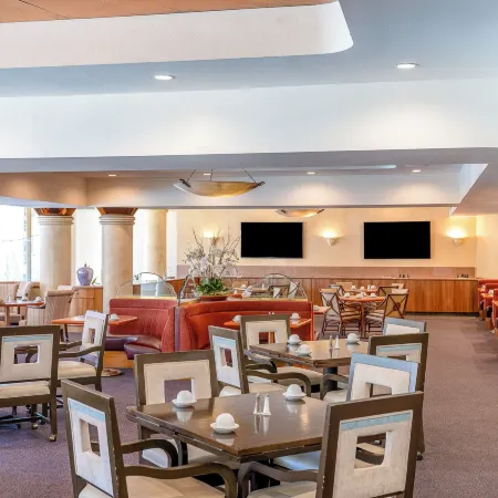 Indian Wells Resort Hotel
