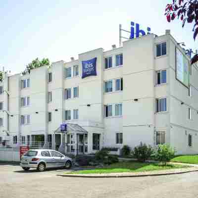 Ibis Budget Aeroport le Bourget Garonor Hotel Exterior