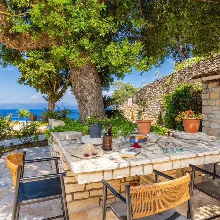 Ariadne Villa in Apergatika