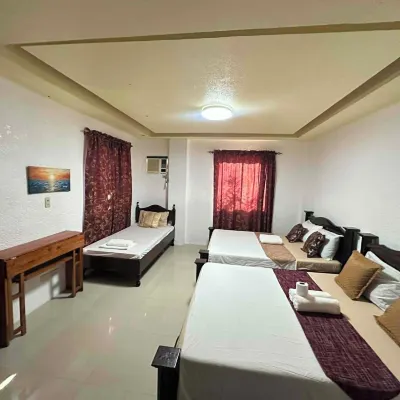 Cozy Stop Inn Các khách sạn gần Bãi biển Pristine