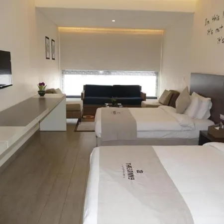 Three O Nine Hotel Отели рядом с достопримечательностью «Мечеть Мохаммеда аль-Амина»