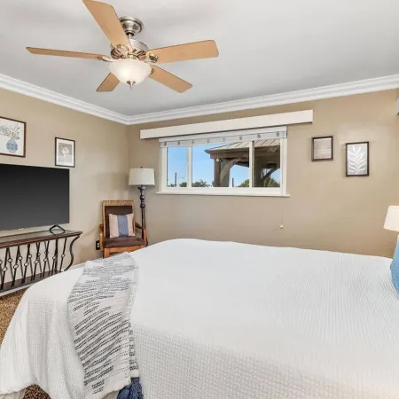 Beachtown Bella 2 bed Ocean View
