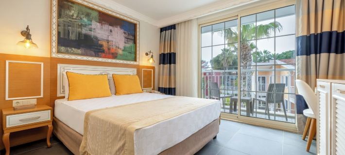 Crystal World Of Colours Comfort Collection Hotels in Serik