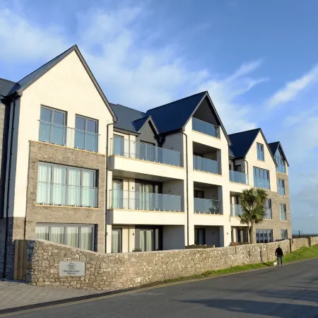 Apartment 2 Waterstone House - Luxury Sea View Apartment