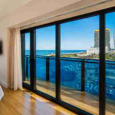 P a n o r a m a Orbi City with Sea View Rooms
