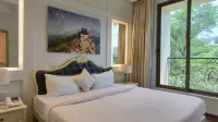 Hotel Three Leaves - 3 estrellas
