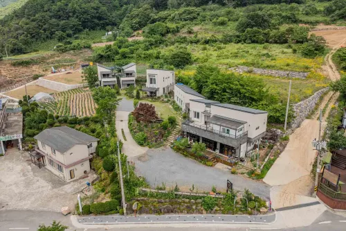 Danyang Sobaeksanganeungil Pension - Homestays