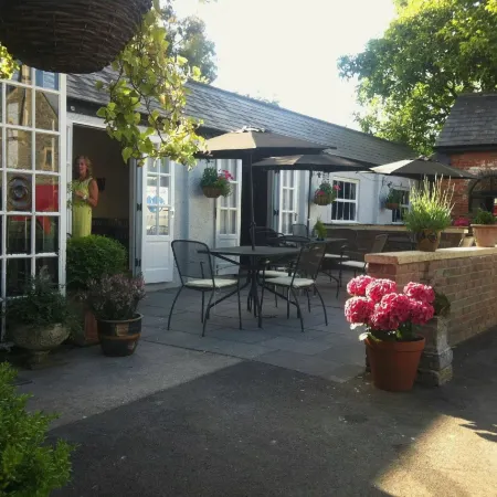 Manor House Inn