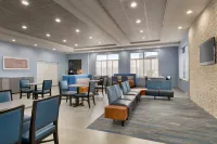 Holiday Inn Express & Suites NORFOLK AIRPORT by IHG