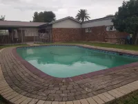 Maluti Guest house Spa - 2-Star