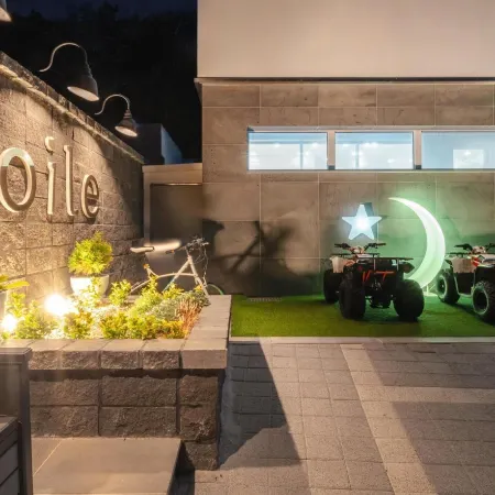 Pohang Etoile Poolvilla