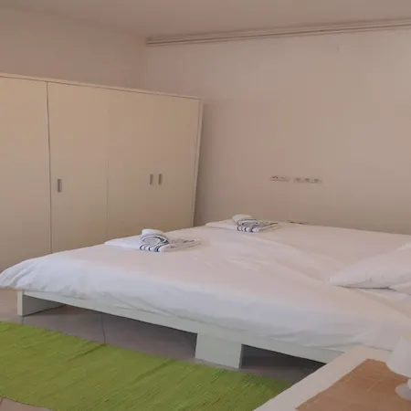 Apartment Marta - One Bedroom apartment with sea view