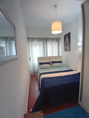 Chalas Bedroom - بار