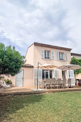 Laura - Villas