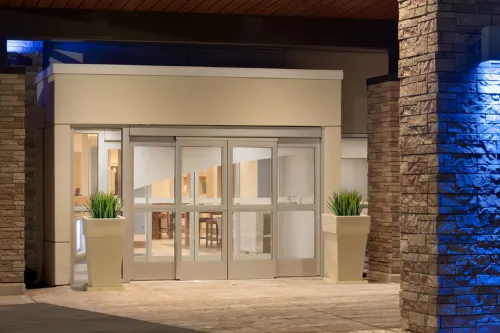 Holiday Inn Express & Suites CINCINNATI SOUTH - WILDER by IHG - Wifi