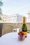 Caracolé Luxury Suites - 4-Star